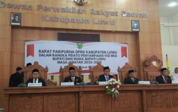 Hadiri Rapat Paripurna DPRD Luwu, Bupati dan Wakil Bupati Luwu Sampaikan Visi-Misi